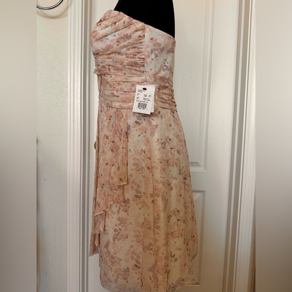 David’s bridal women’s US 6 bridesmaids dress - Picture 3 of 8